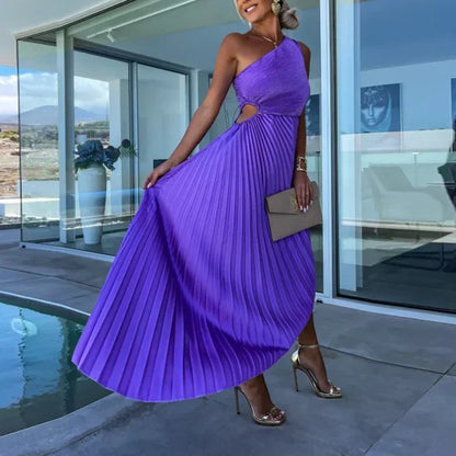 Skyla – Sculpted Pleats Maxi Dress