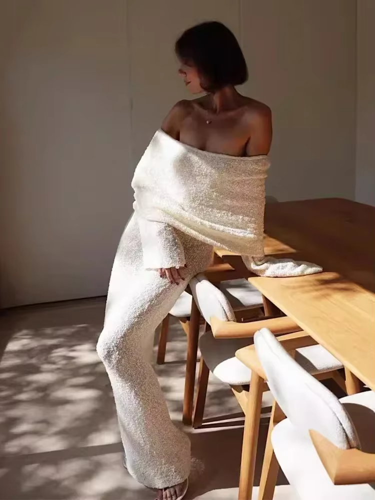 Daisy – Off-Shoulder Maxi Dress