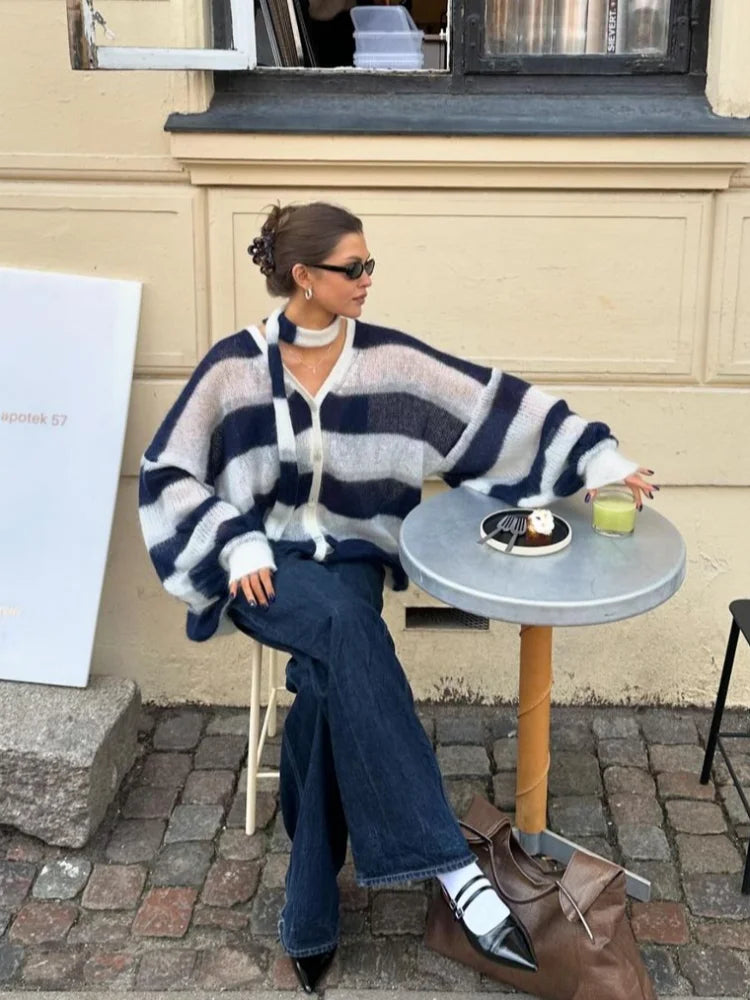 Kinsley – Elegant Cardigan & Scarf Set