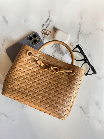 Alondra – Woven Handbag