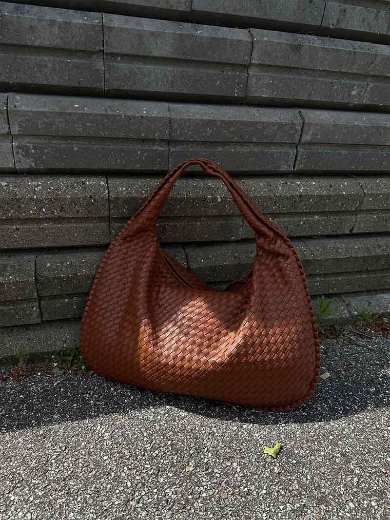Talia – XL Woven Shoulder Bag