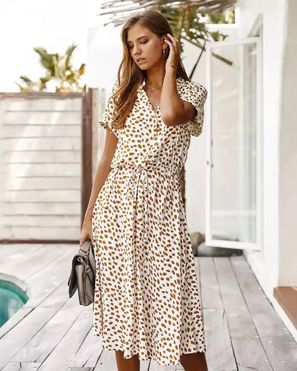 Molly – Elegant Leopard Print Midi Dress