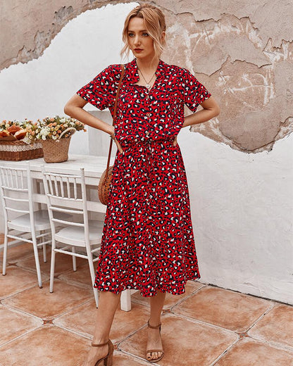 Molly – Elegant Leopard Print Midi Dress