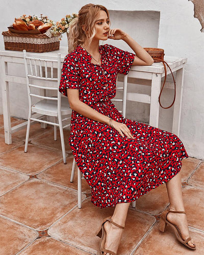 Molly – Elegant Leopard Print Midi Dress