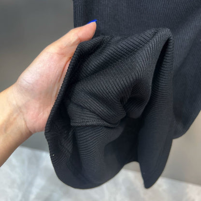 Phoebe – Invisible Strap Ribbed Tank Top