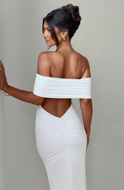 Sage – Elegant Backless Maxi Dress