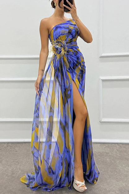 Sophia – Off-Shoulder Slit Maxi Dress