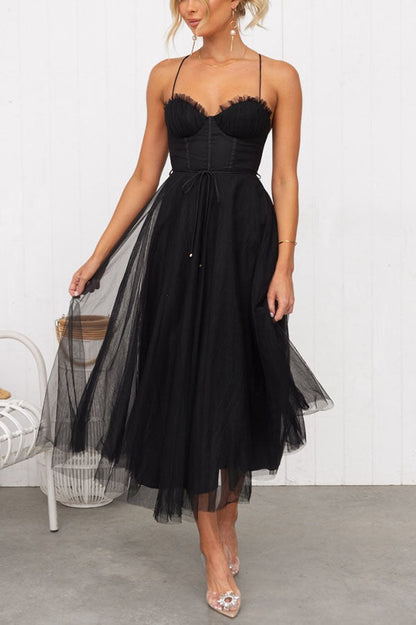 Ruby – Sleeveless Flowy Silhouette Dress