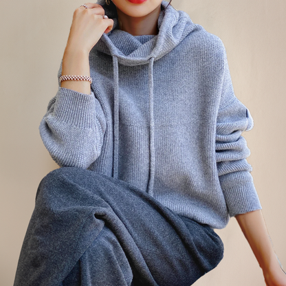 Kaia – Oversized Knit Hoodie