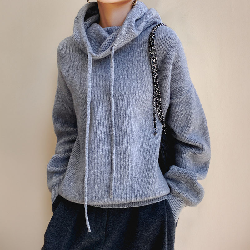 Kaia – Oversized Knit Hoodie