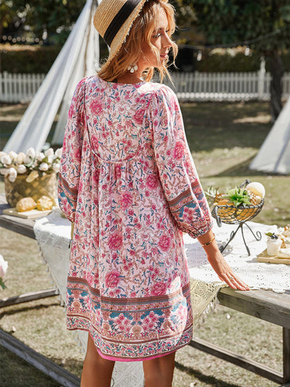 Yelina – Bohemian Floral Print Mini Dress