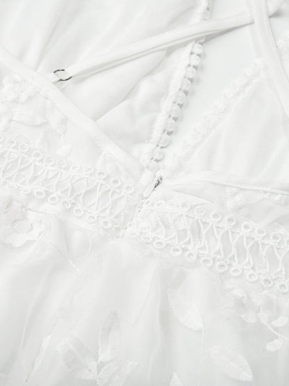 Gracie – Floral V-Neck Lace Mini Dress