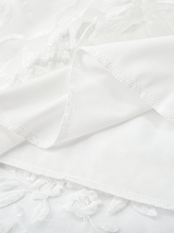 Gracie – Floral V-Neck Lace Mini Dress