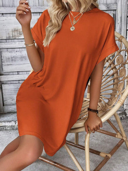 Ava – Elegant Round Neck Mini Dress