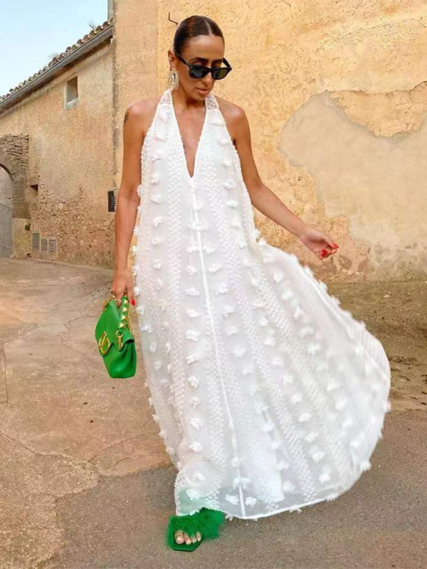 Giselle – Floral Halter Maxi Dress