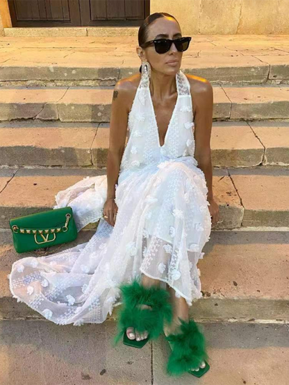 Giselle – Floral Halter Maxi Dress