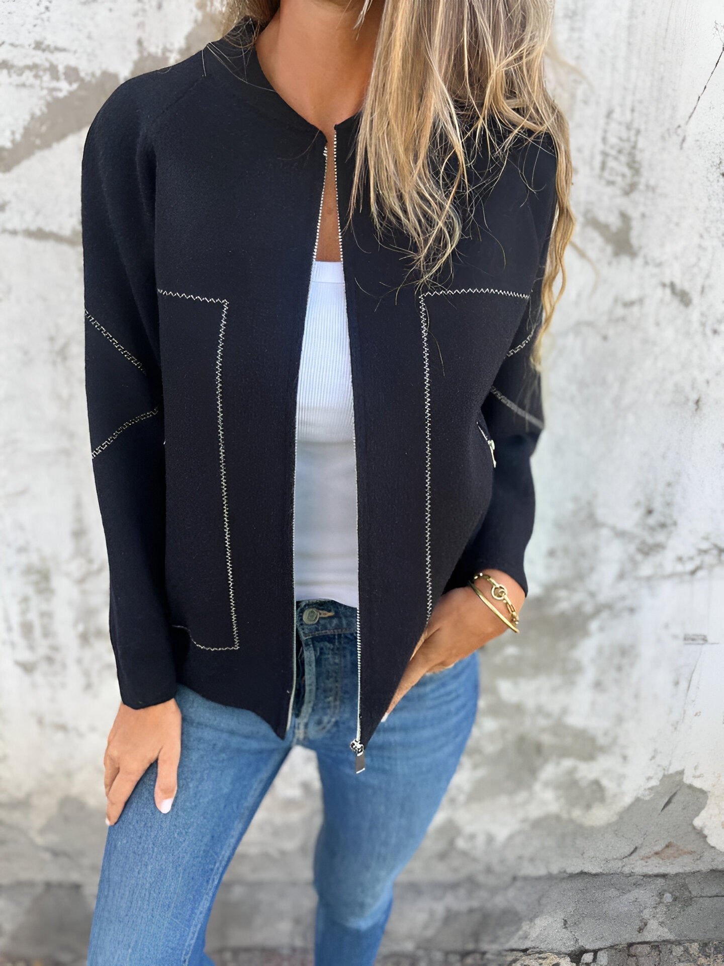 Quinn – Versatile Zip-Front Jacket