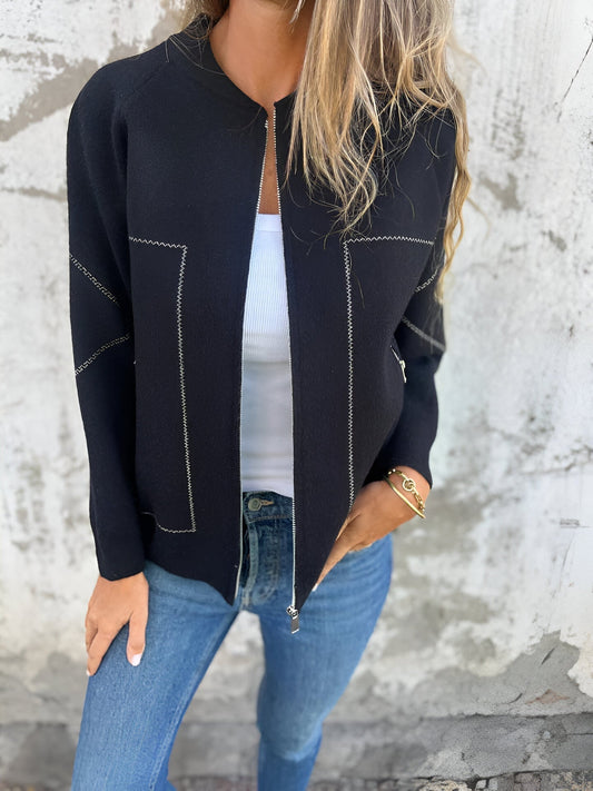 Quinn – Versatile Zip-Front Jacket