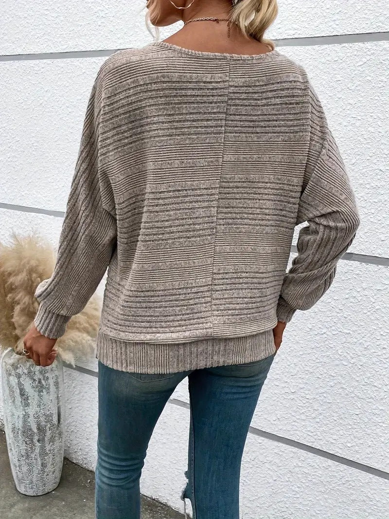 Kira – Elegant Knit Sweater