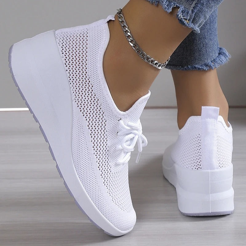 Nora – Women’s Supportive Sneakers