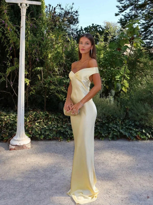 Scarlett – Off Shoulder Yellow Maxi Dress
