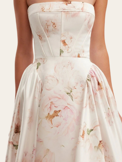 Selma – Elegant Strapless Maxi Dress