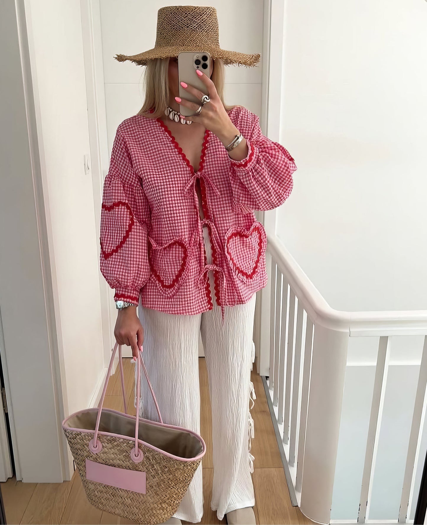 Lucy – Polca Dotted Blouse