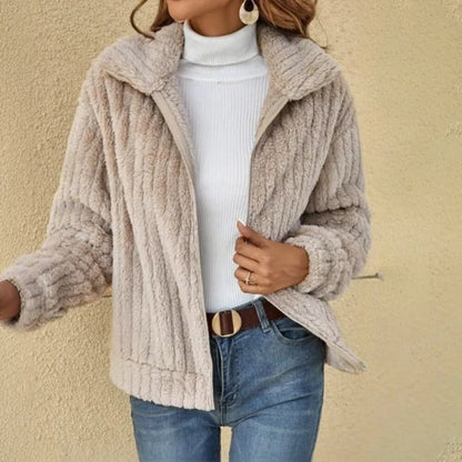 Nella – Cozy Winter Sweater