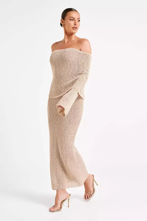 Daisy – Off-Shoulder Maxi Dress