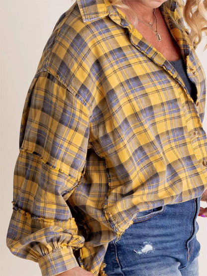 Clara – Oversized Plaid Shirt