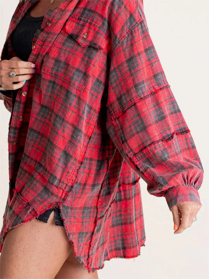 Clara – Oversized Plaid Shirt